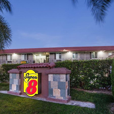 Super 8 By Wyndham Redlands/San Bernardino Motel Dış mekan fotoğraf