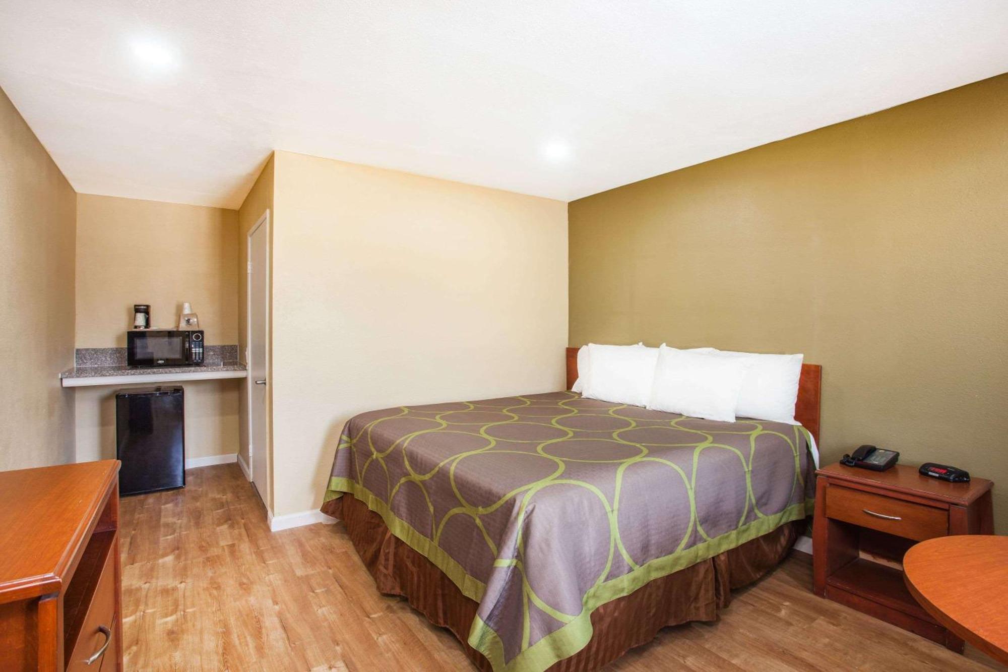Super 8 By Wyndham Redlands/San Bernardino Motel Dış mekan fotoğraf